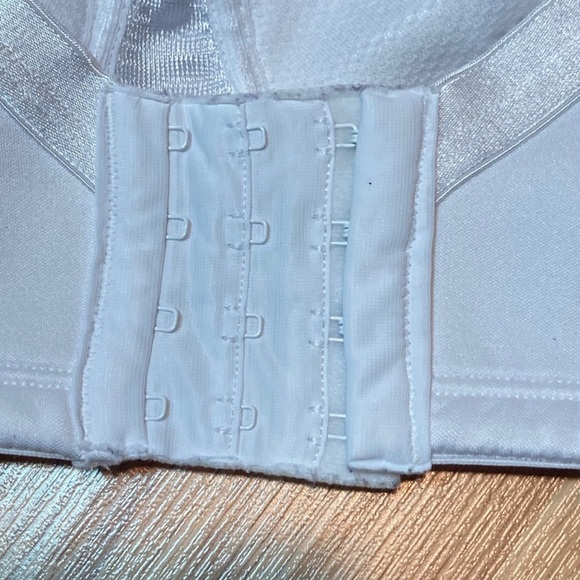 Playtex white bra 42DDD - Picture 7 of 8